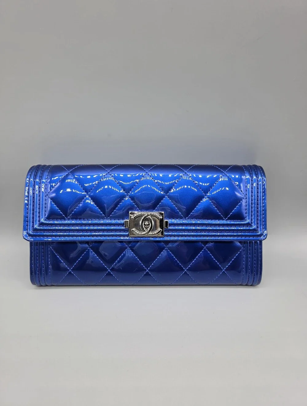 💙CHANEL Authentic Patent Boy Large Gusset Flap Wallet/Clutch💙